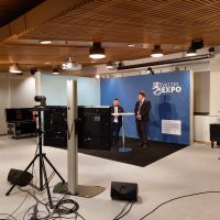 Tiedolla-salissa esiintymässä Jukka Kujala ja Jani Heikkinen