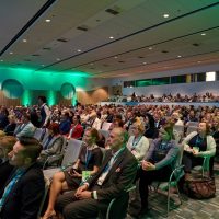 Yleisöä Europaea-salissa Valtio Expossa 2018 Valtio Expo 2018 tapahtuman yleisöä